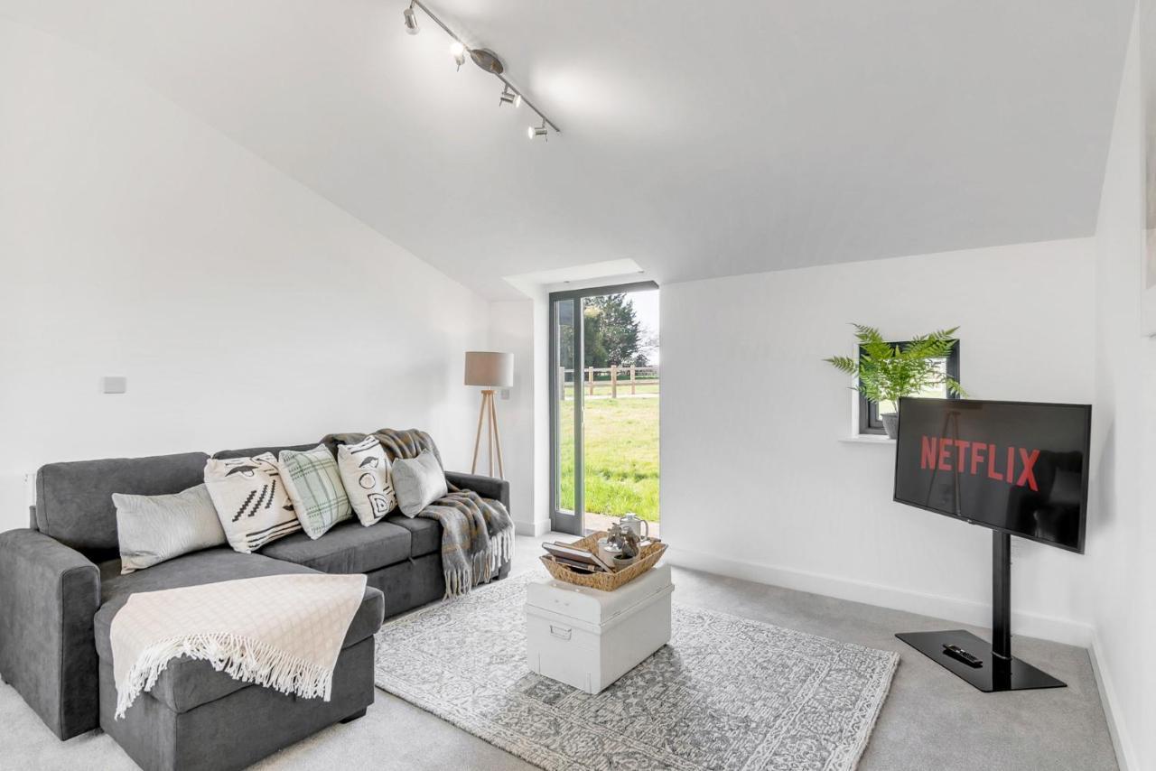 Rural 2-Bed Home Near Snetterton Larling Exterior foto
